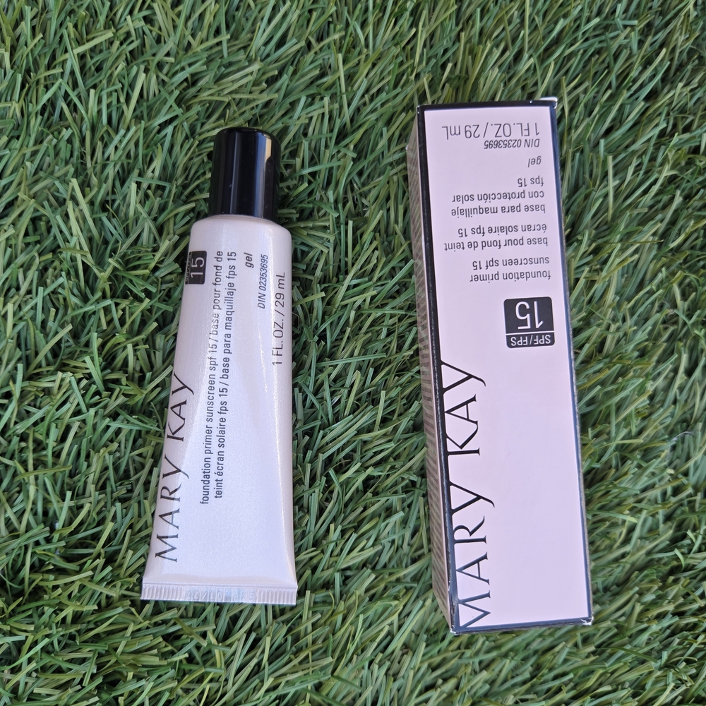 Mary Kay  Foundation Primer SPF 15